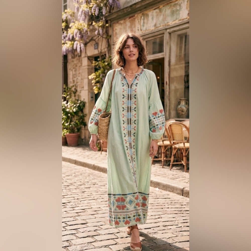Ethnic Boho Chic Embroidered Maxi Dress | Green Floral Folk Aesthetic Size L